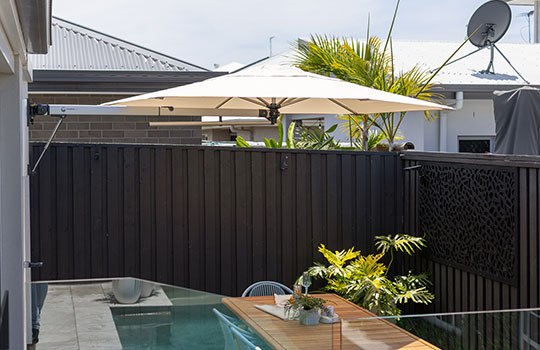 Shadowspec Retreat Wall Mounted Umbrella - Residential